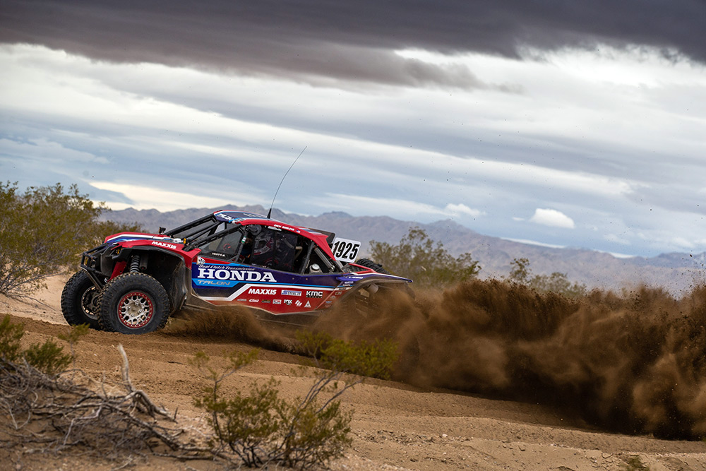 Honda Factory Off-Road Racing Claims Victory At Mint 400