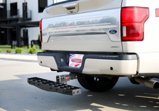 Easy In With Gen-Y’s PHANTOM Heavy-Duty XL Hitch Step